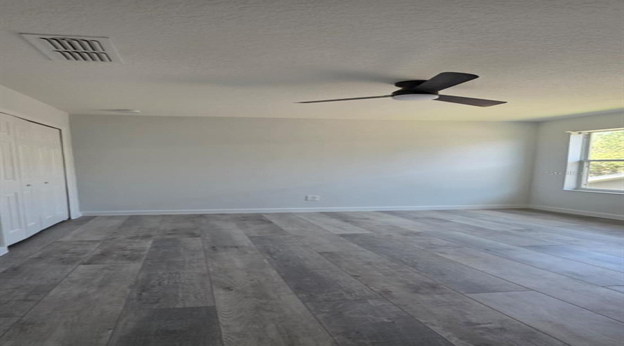 Orlando, Florida 32828, 4 Bedroom Bedrooms, ,2 Bathroombathrooms,Residential,For Sale,Phoenix,0,Mfrs5156192