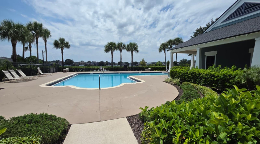 Orlando, Florida 32828, 4 Bedroom Bedrooms, ,2 Bathroombathrooms,Residential,For Sale,Phoenix,0,Mfrs5156192