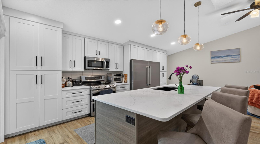 Palm Harbor, Florida 34684, 4 Bedroom Bedrooms, ,2 Bathroombathrooms,Residential,For Sale,Springhill,0,Mfra4701857