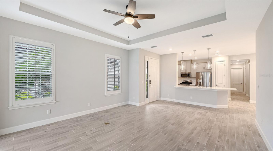 Bradenton, Florida 34203, 2 Bedroom Bedrooms, ,2 Bathroombathrooms,Residential,For Sale,Mesa,0,Mfra4702373