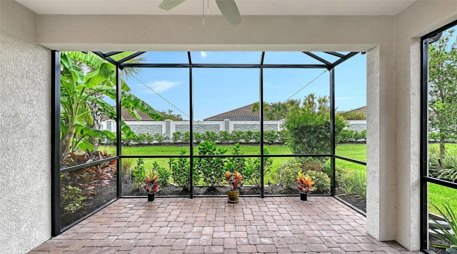 Bradenton, Florida 34203, 2 Bedroom Bedrooms, ,2 Bathroombathrooms,Residential,For Sale,Mesa,0,Mfra4702373