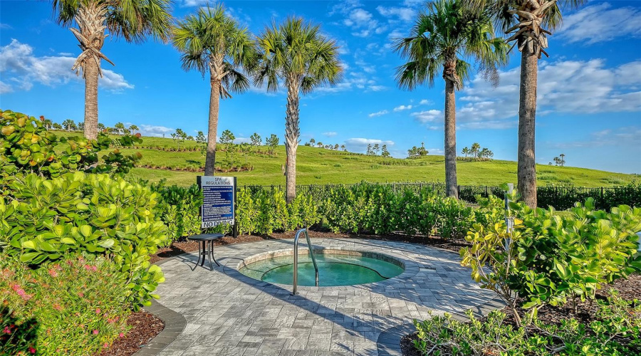 Bradenton, Florida 34203, 2 Bedroom Bedrooms, ,2 Bathroombathrooms,Residential,For Sale,Mesa,0,Mfra4702373
