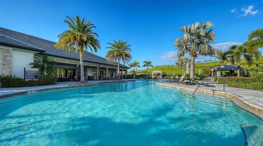 Bradenton, Florida 34203, 2 Bedroom Bedrooms, ,2 Bathroombathrooms,Residential,For Sale,Mesa,0,Mfra4702373