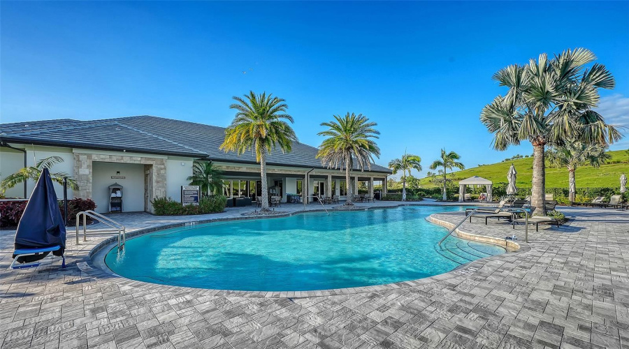 Bradenton, Florida 34203, 2 Bedroom Bedrooms, ,2 Bathroombathrooms,Residential,For Sale,Mesa,0,Mfra4702373