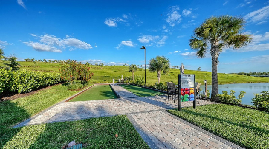 Bradenton, Florida 34203, 2 Bedroom Bedrooms, ,2 Bathroombathrooms,Residential,For Sale,Mesa,0,Mfra4702373