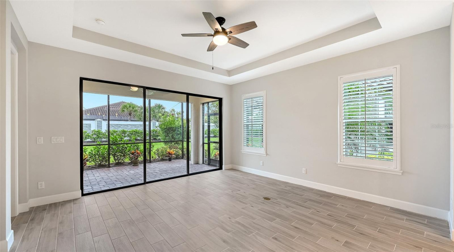 Bradenton, Florida 34203, 2 Bedroom Bedrooms, ,2 Bathroombathrooms,Residential,For Sale,Mesa,0,Mfra4702373