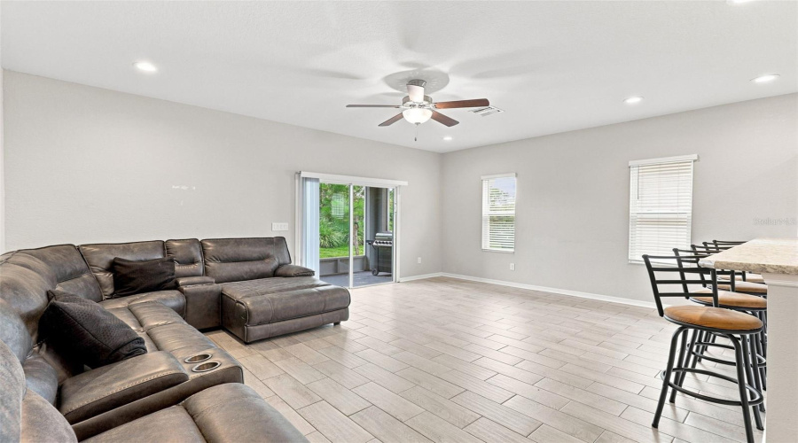 Sarasota, Florida 34240, 3 Bedroom Bedrooms, ,2 Bathroombathrooms,Residential,For Sale,Vignette,0,Mfra4701110