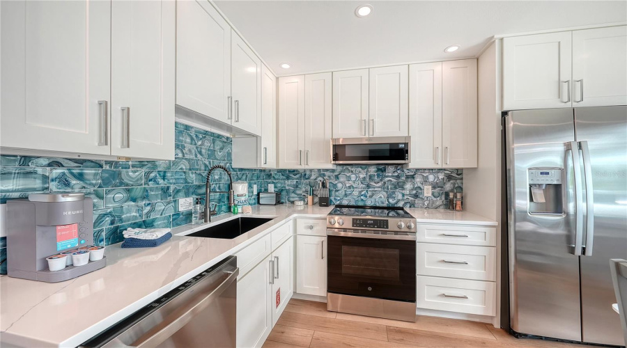 Bradenton Beach, Florida 34217, 1 Bedroom Bedrooms, ,1 Bathroombathrooms,Residential,For Sale,Gulf,0,Mfra4699416