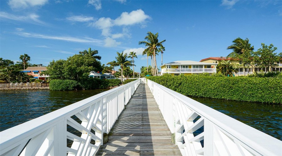 Bradenton Beach, Florida 34217, 1 Bedroom Bedrooms, ,1 Bathroombathrooms,Residential,For Sale,Gulf,0,Mfra4699416