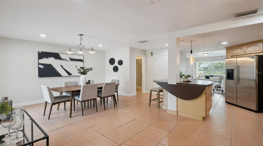 Maitland, Florida 32751, 2 Bedroom Bedrooms, ,3 Bathroombathrooms,Residential,For Sale,Gulfview,0,Mfro6429317