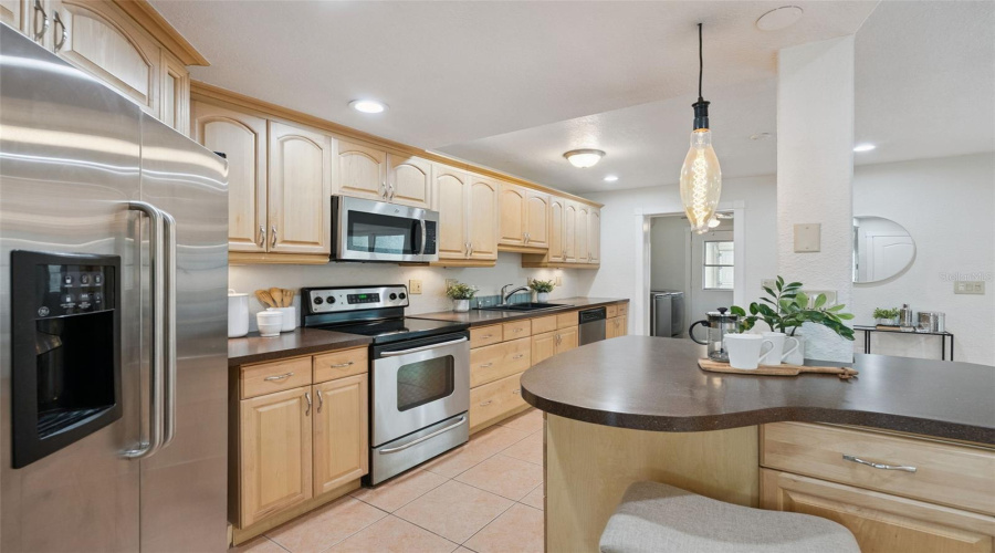 Maitland, Florida 32751, 2 Bedroom Bedrooms, ,3 Bathroombathrooms,Residential,For Sale,Gulfview,0,Mfro6429317