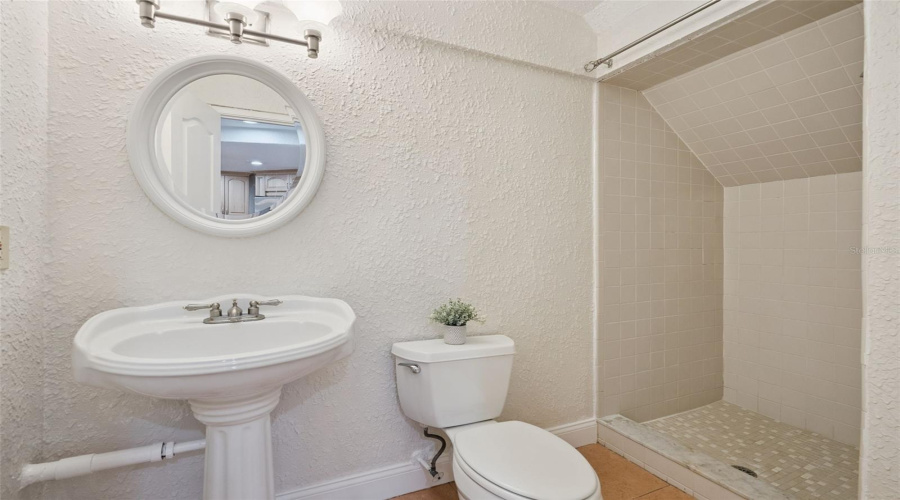 Maitland, Florida 32751, 2 Bedroom Bedrooms, ,3 Bathroombathrooms,Residential,For Sale,Gulfview,0,Mfro6429317