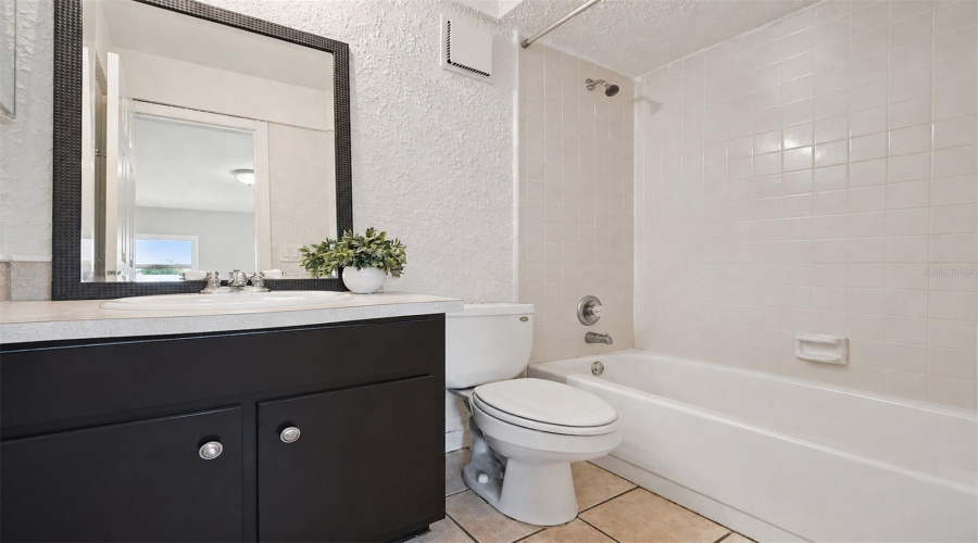 Maitland, Florida 32751, 2 Bedroom Bedrooms, ,3 Bathroombathrooms,Residential,For Sale,Gulfview,0,Mfro6429317
