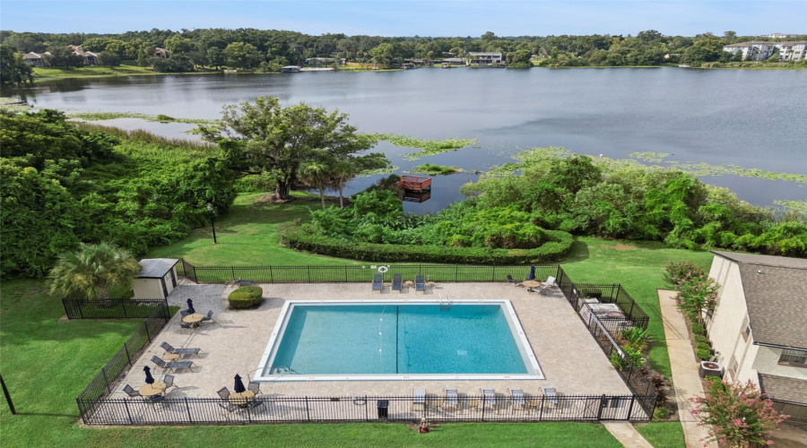 Maitland, Florida 32751, 2 Bedroom Bedrooms, ,3 Bathroombathrooms,Residential,For Sale,Gulfview,0,Mfro6429317