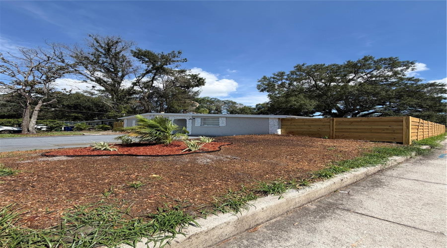 Tampa, Florida 33610, 3 Bedroom Bedrooms, ,2 Bathroombathrooms,Residential,For Sale,Fern,0,Mfrtb8518504