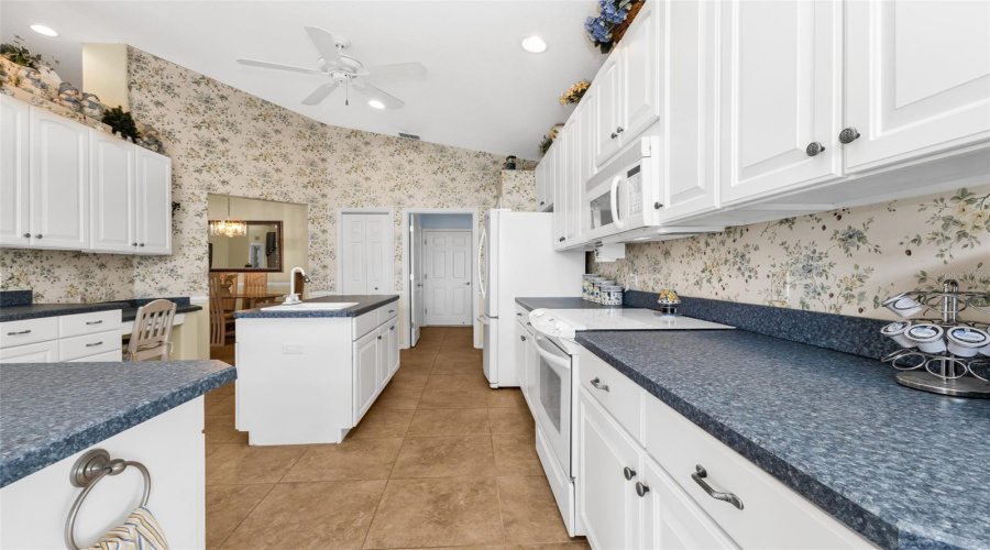 Punta Gorda, Florida 33980, 3 Bedroom Bedrooms, ,2 Bathroombathrooms,Residential,For Sale,Buckingham,0,Mfrc7527935
