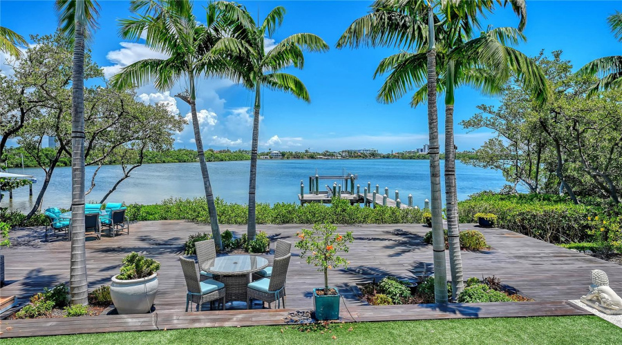Sarasota, Florida 34236, 4 Bedroom Bedrooms, ,5 Bathroombathrooms,Residential,For Sale,Morningside,0,Mfra4698159