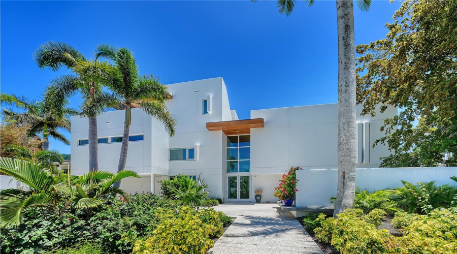 Sarasota, Florida 34236, 4 Bedroom Bedrooms, ,5 Bathroombathrooms,Residential,For Sale,Morningside,0,Mfra4698159