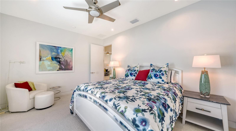 Sarasota, Florida 34236, 4 Bedroom Bedrooms, ,5 Bathroombathrooms,Residential,For Sale,Morningside,0,Mfra4698159