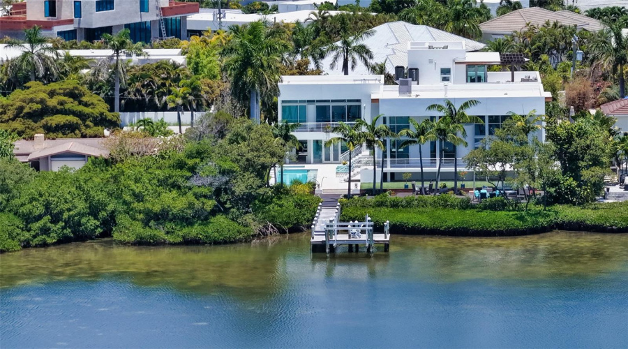 Sarasota, Florida 34236, 4 Bedroom Bedrooms, ,5 Bathroombathrooms,Residential,For Sale,Morningside,0,Mfra4698159