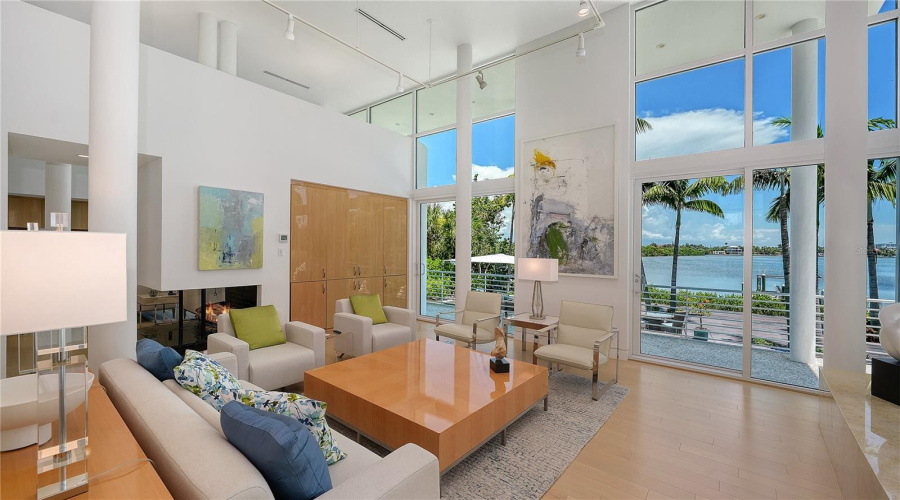 Sarasota, Florida 34236, 4 Bedroom Bedrooms, ,5 Bathroombathrooms,Residential,For Sale,Morningside,0,Mfra4698159
