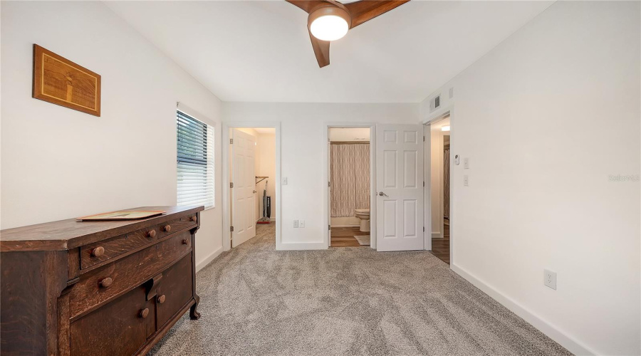 Sarasota, Florida 34236, 2 Bedroom Bedrooms, ,2 Bathroombathrooms,Residential,For Sale,Orange,0,Mfra4701634