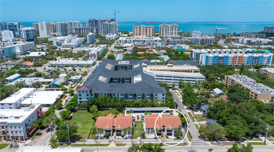 Sarasota, Florida 34236, 2 Bedroom Bedrooms, ,2 Bathroombathrooms,Residential,For Sale,Orange,0,Mfra4701634