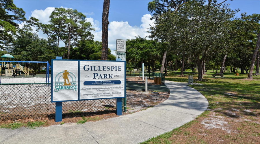 Sarasota, Florida 34236, 2 Bedroom Bedrooms, ,2 Bathroombathrooms,Residential,For Sale,Orange,0,Mfra4701634