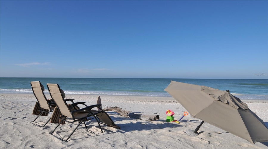 Sarasota, Florida 34236, 2 Bedroom Bedrooms, ,2 Bathroombathrooms,Residential,For Sale,Orange,0,Mfra4701634