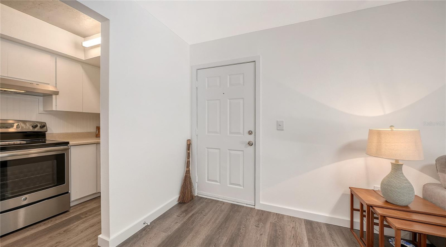 Sarasota, Florida 34236, 2 Bedroom Bedrooms, ,2 Bathroombathrooms,Residential,For Sale,Orange,0,Mfra4701634
