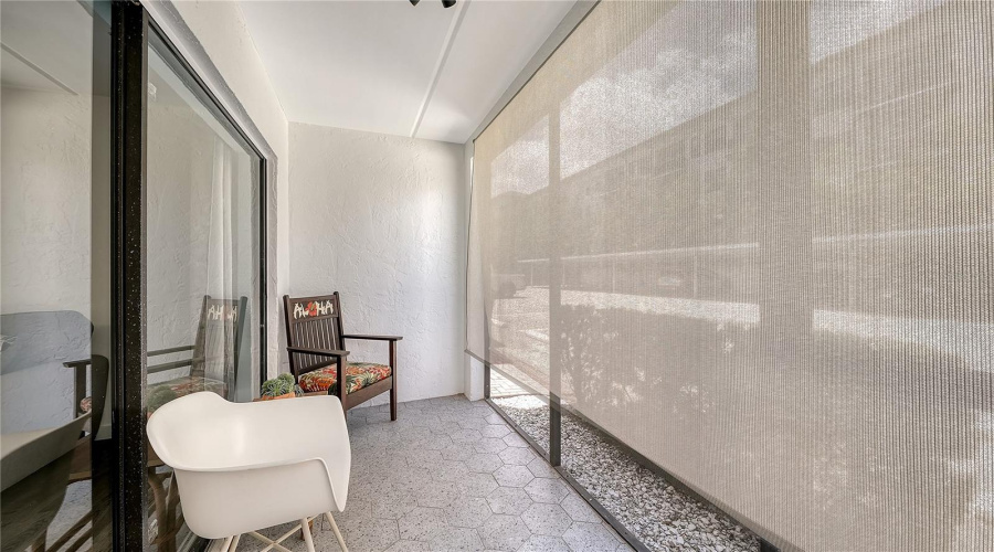 Sarasota, Florida 34236, 2 Bedroom Bedrooms, ,2 Bathroombathrooms,Residential,For Sale,Orange,0,Mfra4701634