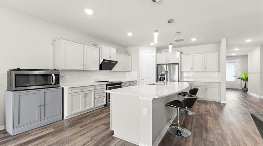 Lutz, Florida 33558, 4 Bedroom Bedrooms, ,2 Bathroombathrooms,Residential,For Sale,Birchwood Groves,0,Mfro6427663