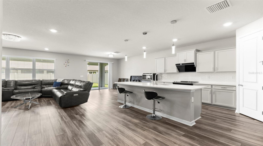 Lutz, Florida 33558, 4 Bedroom Bedrooms, ,2 Bathroombathrooms,Residential,For Sale,Birchwood Groves,0,Mfro6427663