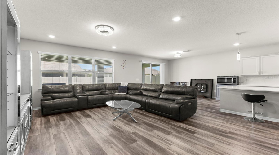 Lutz, Florida 33558, 4 Bedroom Bedrooms, ,2 Bathroombathrooms,Residential,For Sale,Birchwood Groves,0,Mfro6427663