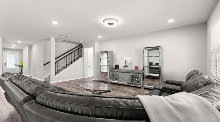 Lutz, Florida 33558, 4 Bedroom Bedrooms, ,2 Bathroombathrooms,Residential,For Sale,Birchwood Groves,0,Mfro6427663