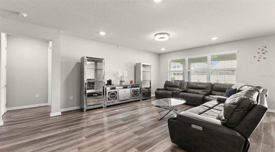 Lutz, Florida 33558, 4 Bedroom Bedrooms, ,2 Bathroombathrooms,Residential,For Sale,Birchwood Groves,0,Mfro6427663