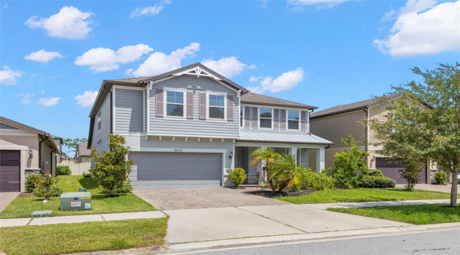 Lutz, Florida 33558, 4 Bedroom Bedrooms, ,2 Bathroombathrooms,Residential,For Sale,Birchwood Groves,0,Mfro6427663