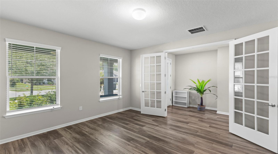 Lutz, Florida 33558, 4 Bedroom Bedrooms, ,2 Bathroombathrooms,Residential,For Sale,Birchwood Groves,0,Mfro6427663