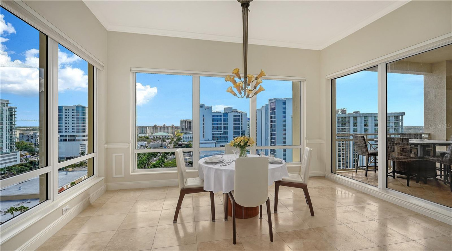 Sarasota, Florida 34236, 3 Bedroom Bedrooms, ,3 Bathroombathrooms,Residential,For Sale,Watergate,0,Mfra4685943