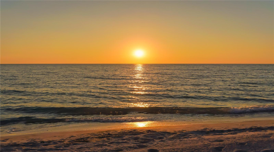 Sarasota, Florida 34236, 3 Bedroom Bedrooms, ,3 Bathroombathrooms,Residential,For Sale,Watergate,0,Mfra4685943