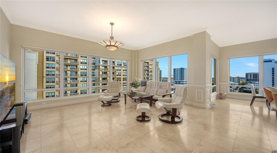Sarasota, Florida 34236, 3 Bedroom Bedrooms, ,3 Bathroombathrooms,Residential,For Sale,Watergate,0,Mfra4685943