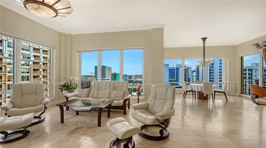 Sarasota, Florida 34236, 3 Bedroom Bedrooms, ,3 Bathroombathrooms,Residential,For Sale,Watergate,0,Mfra4685943
