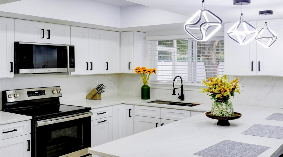 Fully Renovated Kitchen