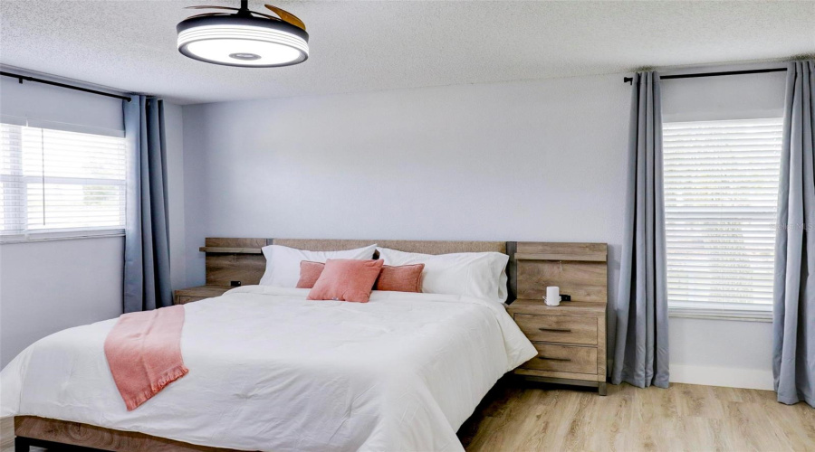 Safety Harbor, Florida 34695, 4 Bedroom Bedrooms, ,3 Bathroombathrooms,Residential,For Sale,Briarwood,0,Mfrtb8509582