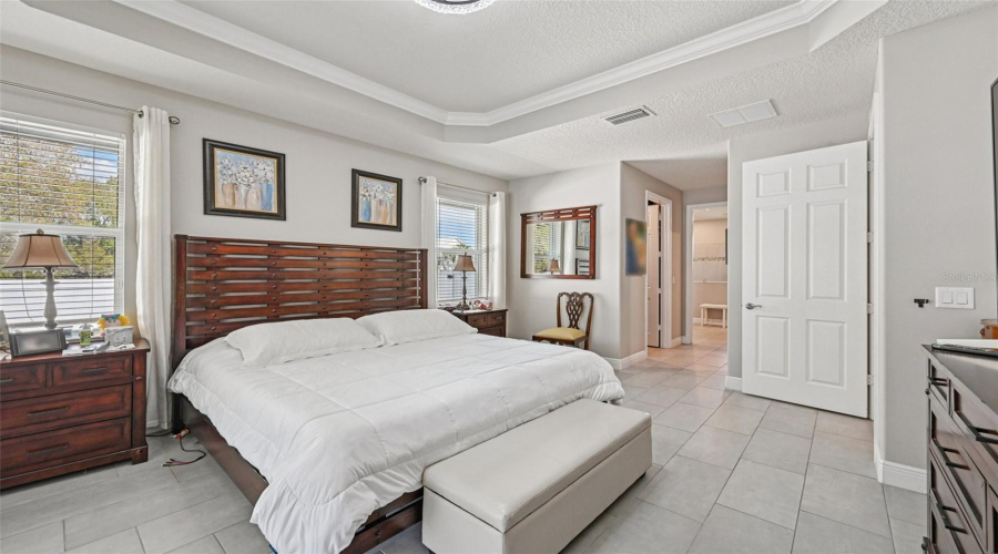 Vero Beach, Florida 32966, 3 Bedroom Bedrooms, ,2 Bathroombathrooms,Residential,For Sale,Oak Hollow,0,Mfro6406658