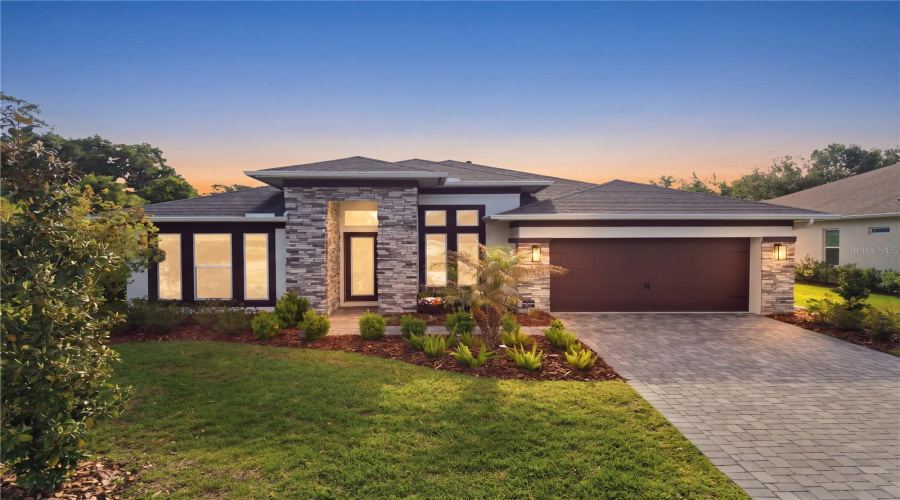 Dade City, Florida 33525, 4 Bedroom Bedrooms, ,3 Bathroombathrooms,Residential,For Sale,Trailing Moss,0,Mfrtb8499043