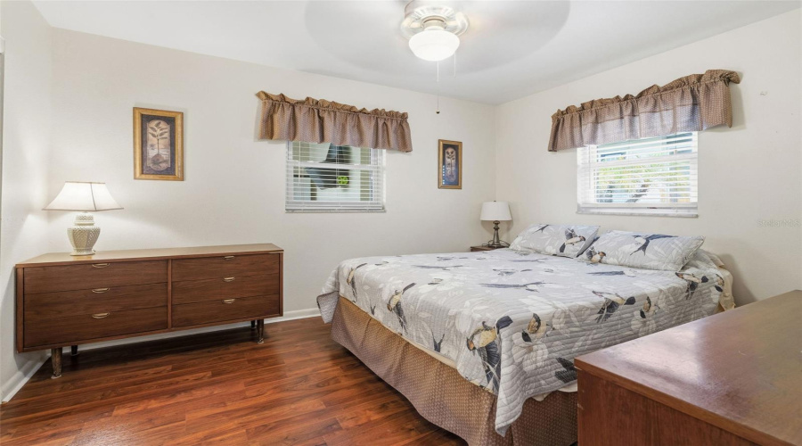 Seminole, Florida 33772, 1 Bedroom Bedrooms, ,1 Bathroombathrooms,Residential,For Sale,Park,0,Mfrtb8490558
