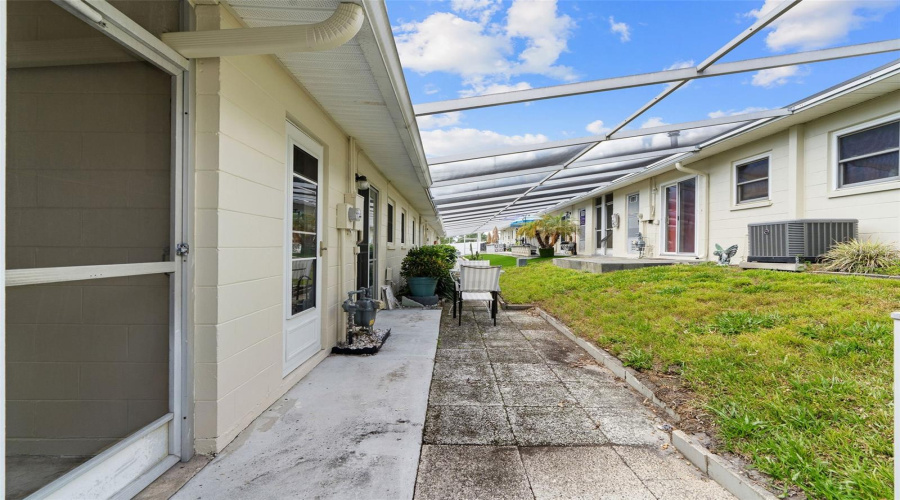 Seminole, Florida 33772, 1 Bedroom Bedrooms, ,1 Bathroombathrooms,Residential,For Sale,Park,0,Mfrtb8490558