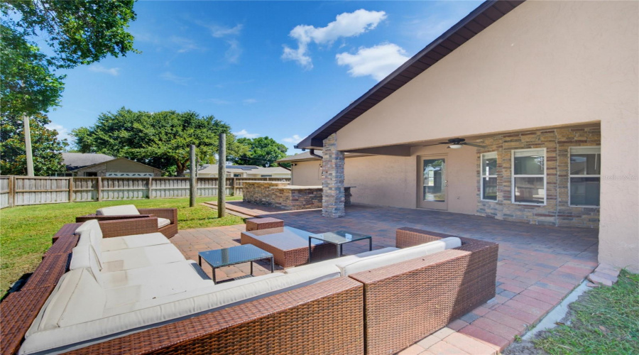 St Cloud, Florida 34772, 3 Bedroom Bedrooms, ,2 Bathroombathrooms,Residential,For Sale,Sweetheart,0,Mfrtb8538648