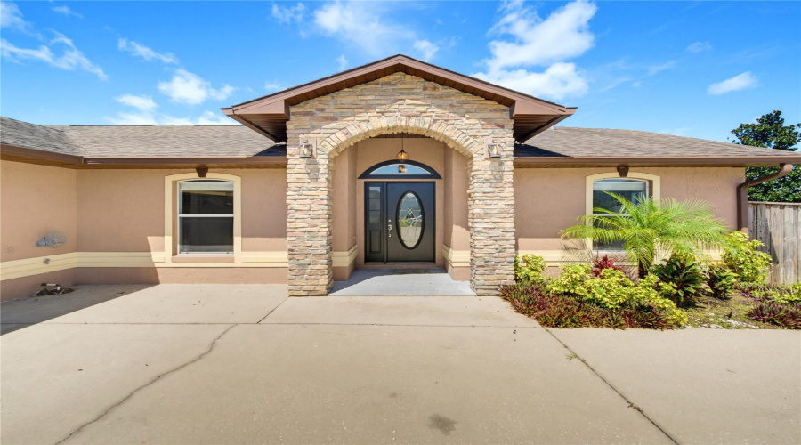 St Cloud, Florida 34772, 3 Bedroom Bedrooms, ,2 Bathroombathrooms,Residential,For Sale,Sweetheart,0,Mfrtb8538648